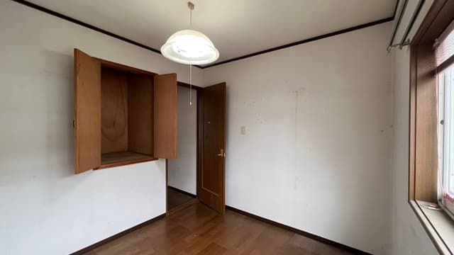 新耐震物件NO.1（Before（再生前） 写真1）
