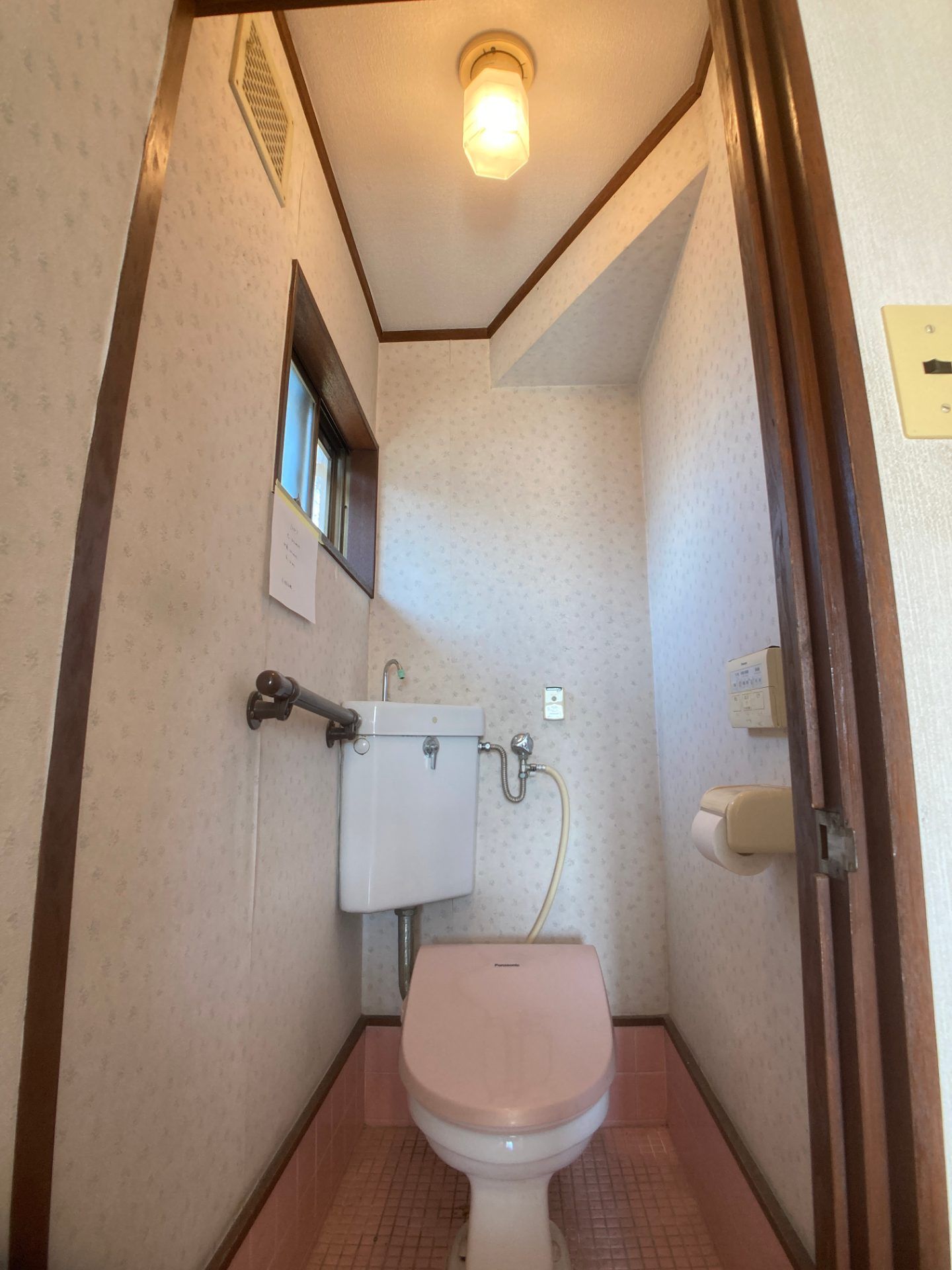 広々テラスの明るい家（Before（再生前） 写真11）