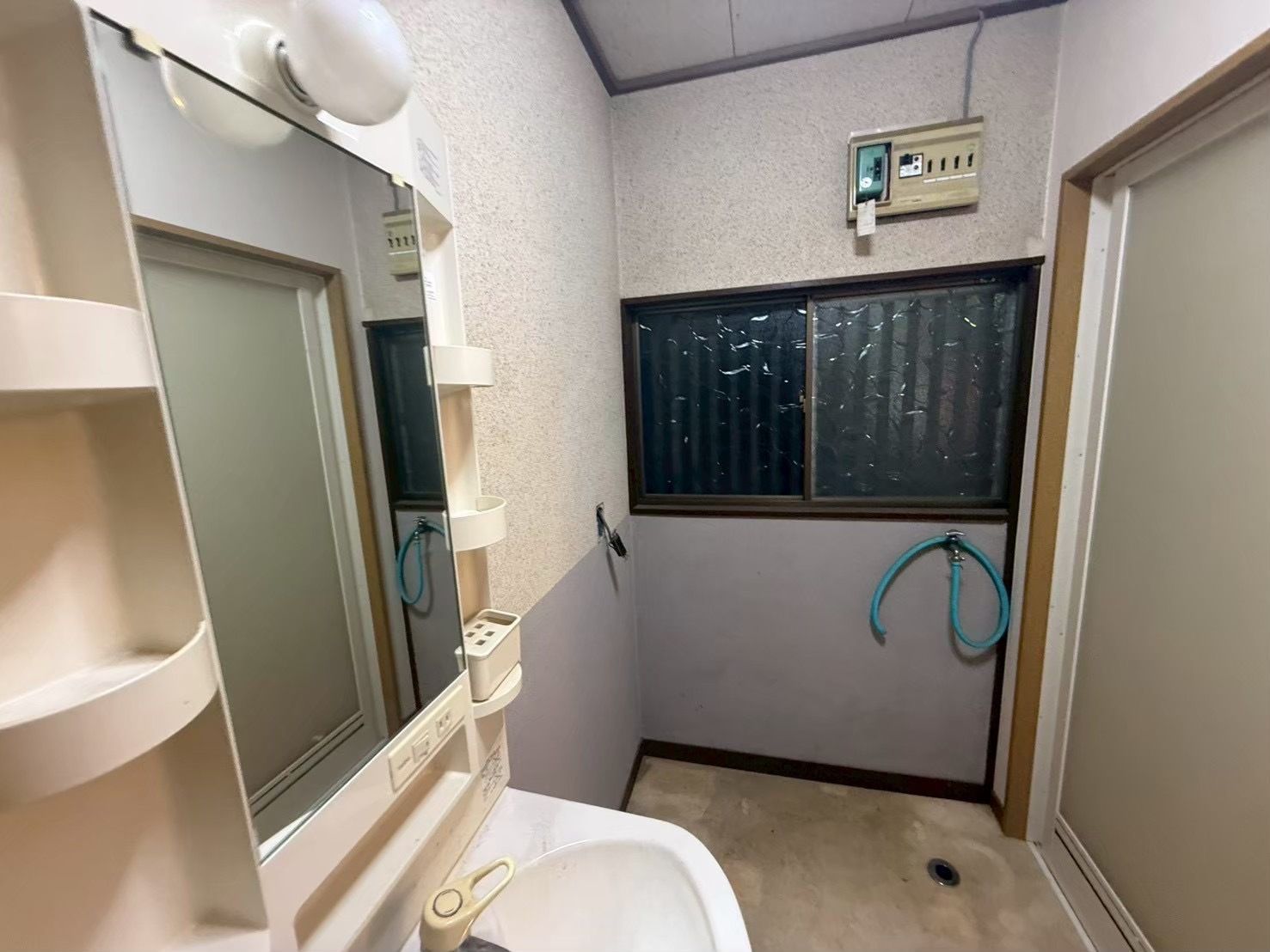牛久駅徒歩25分南戸建て（Before（再生前） 写真1）