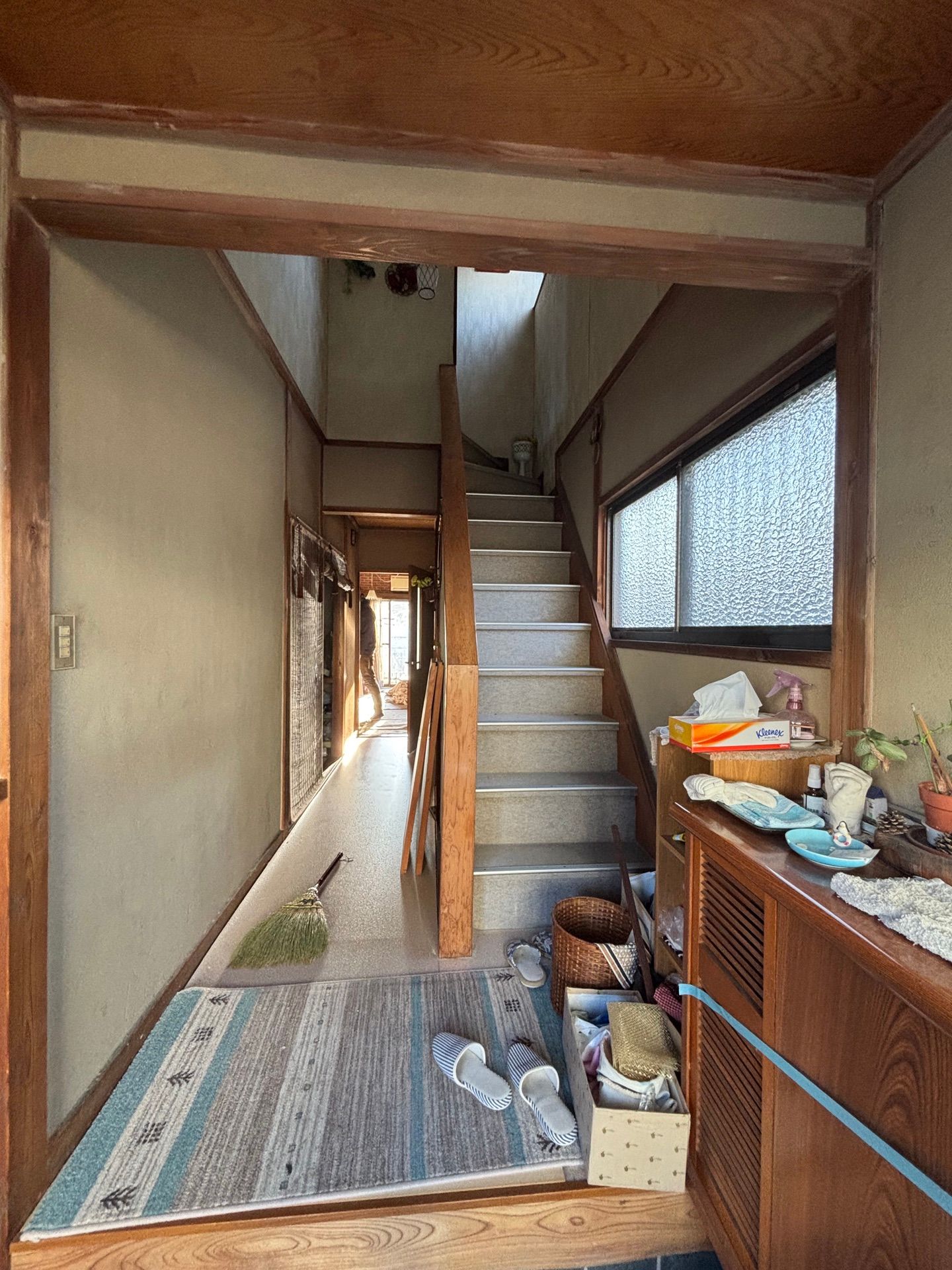 玄関吹き抜けと屋根裏収納がある家（Before（再生前） 写真2）