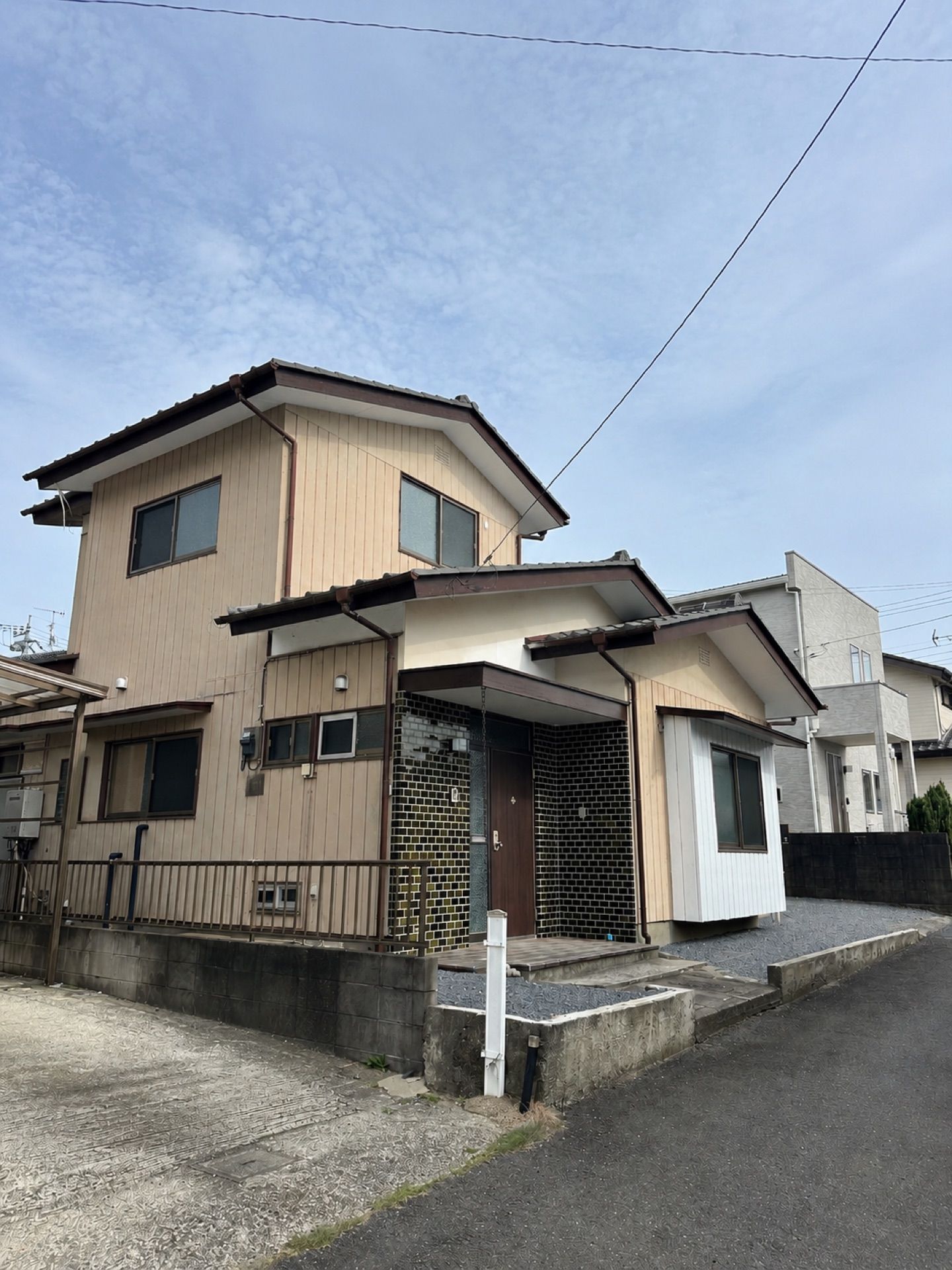学校徒歩圏・広々LDK・ペット可の古家再生住宅の写真