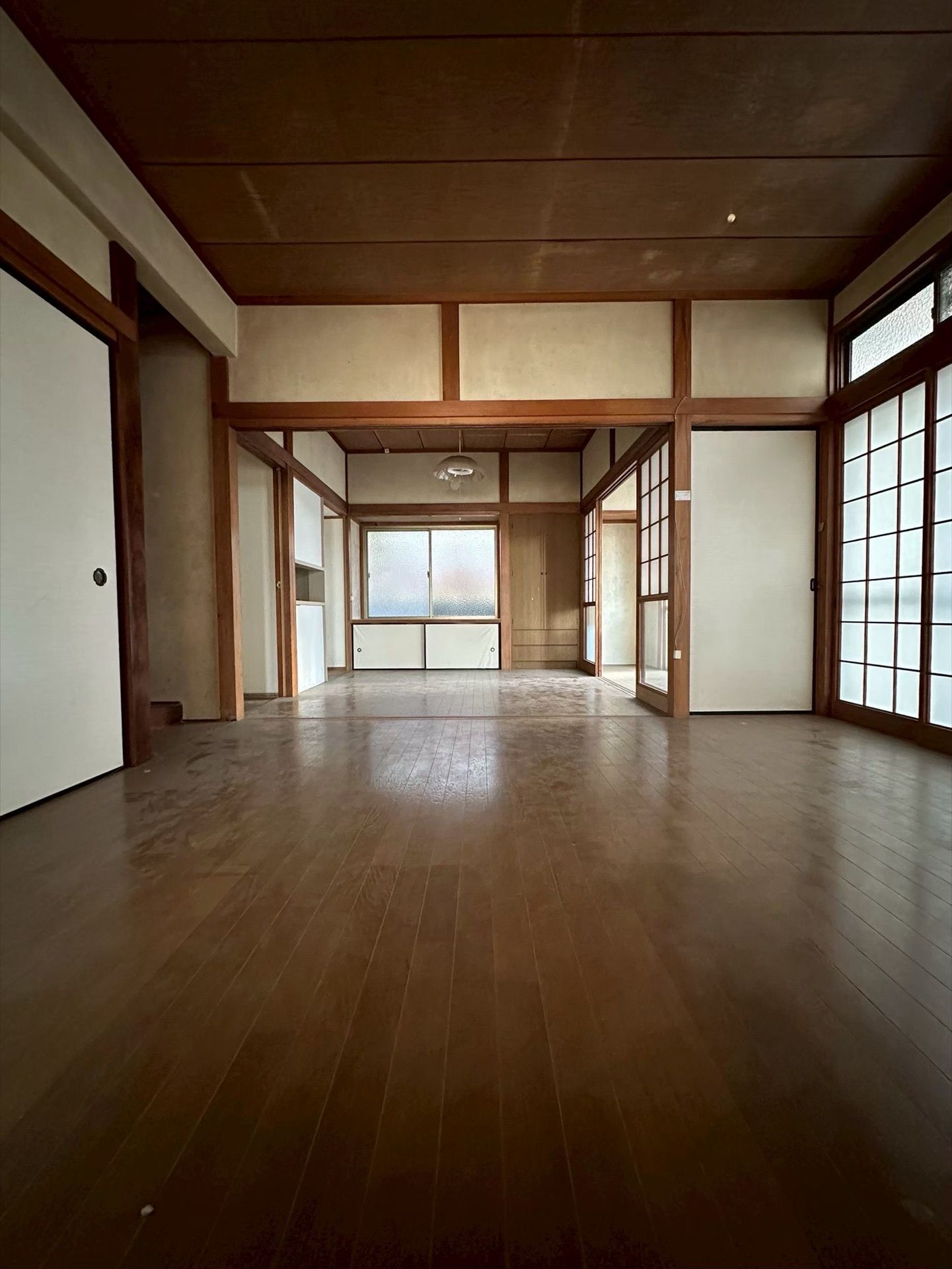 学校徒歩圏・広々LDK・ペット可の古家再生住宅（Before（再生前） 写真3）
