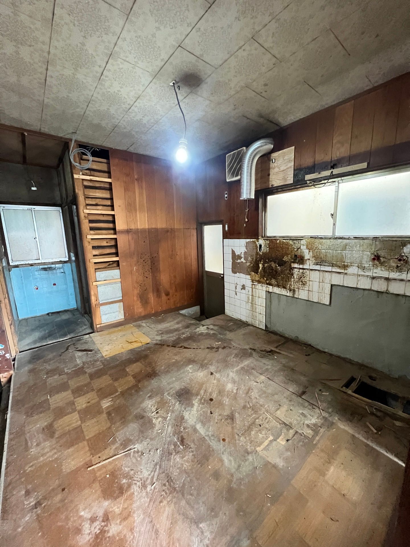 泉佐野市戸建（Before（再生前） 写真2）