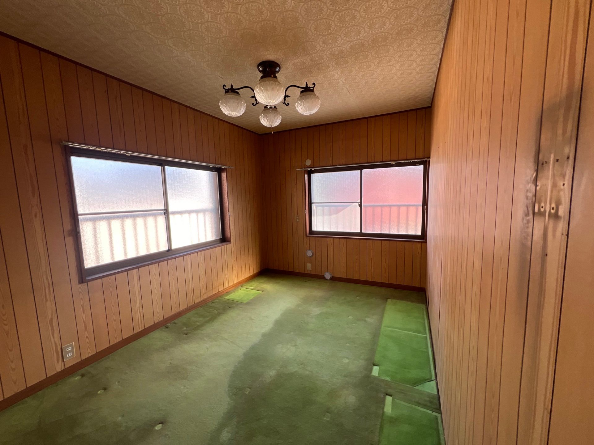 駐車スペースを新設した閑静な住宅街の立派な戸建（Before（再生前） 写真5）
